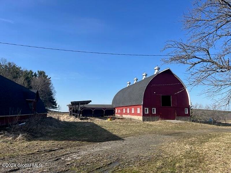 4th image of 421 Karker Road