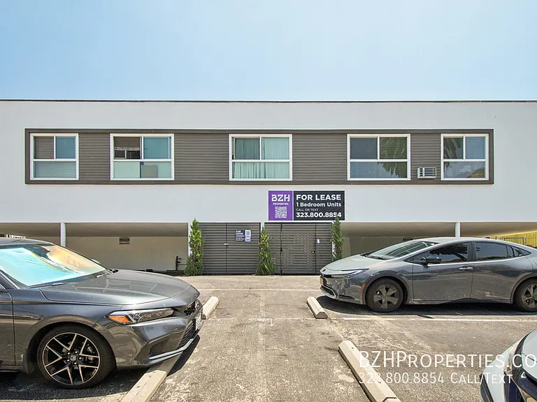 252 S New Hampshire Ave — Photo 35