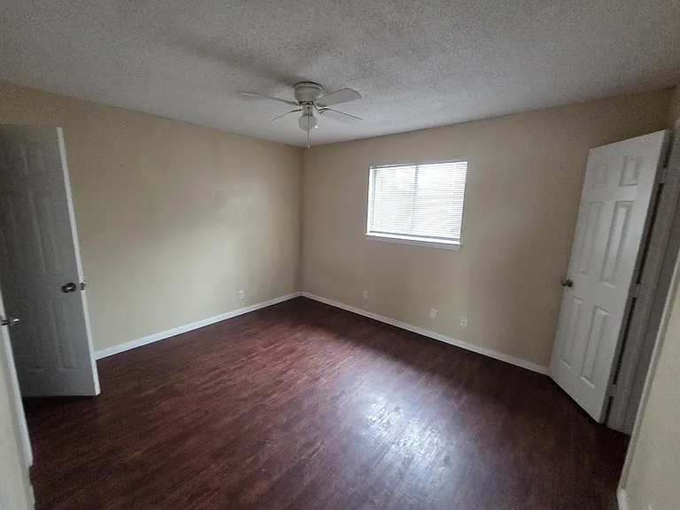 601 Harbour Ave #201 — Photo 9