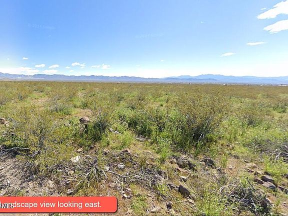 4th image of 8585 W Zuni Drive #8