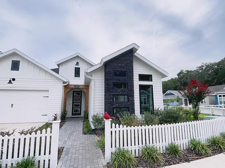 1287 NW 132nd Blvd — Photo 12