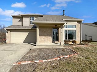 81 Stoneybrook Dr, Greenwood, IN 46142