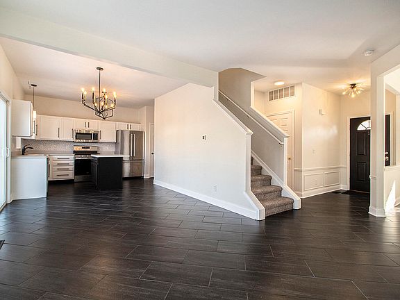 3rd image of 9863 High Meadow Dr