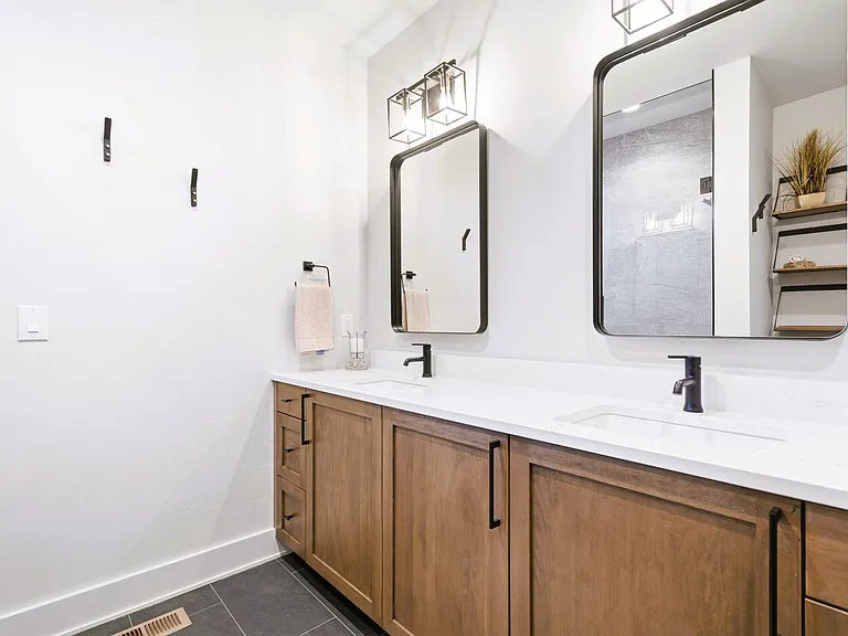 4475 Forest Trl — Photo 41