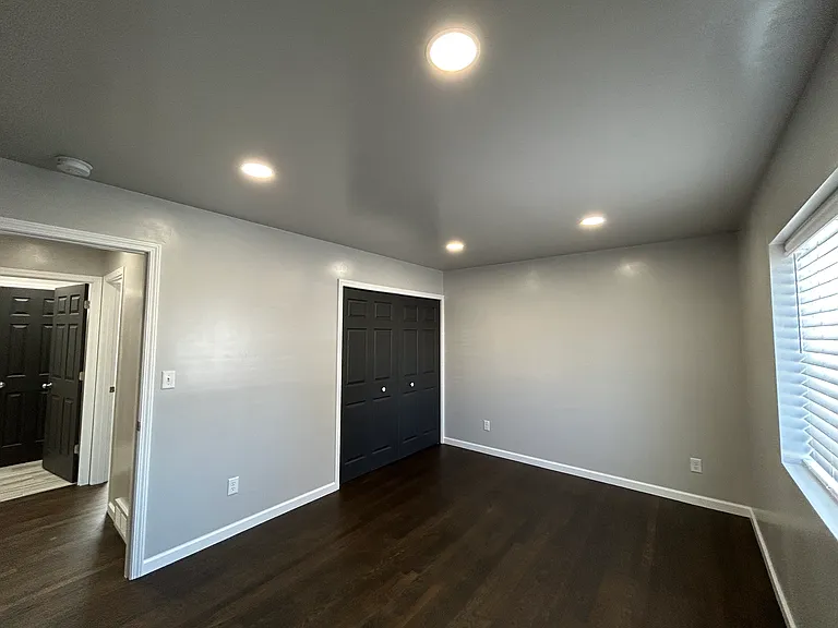 1614 Holly St — Photo 14