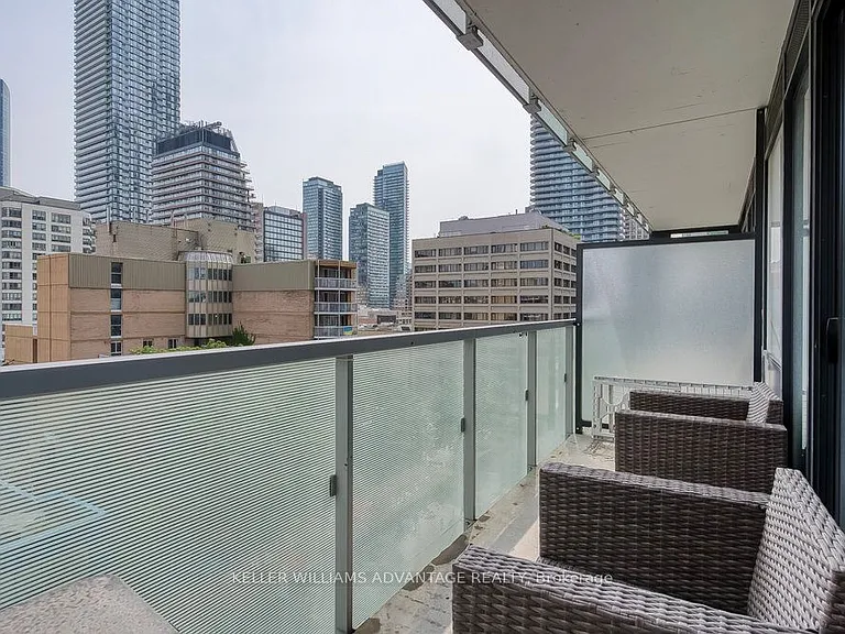28 Wellesley St E #603 — Photo 20