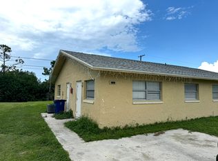 8257 Beacon Blvd, Fort Myers, FL 33907