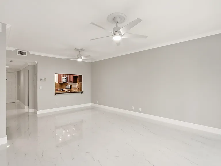 220 Lake Dr #206 — Photo 11