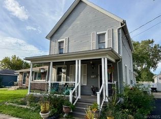 26 E Drullard Ave, Lancaster, NY 14086
