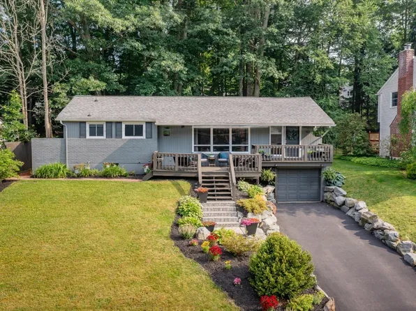 2444 Charleston Ave, Vestal, NY 13850