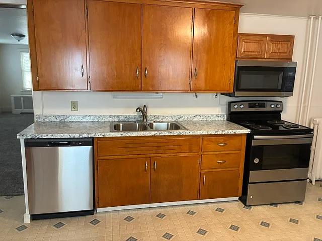 217 Lincoln Ave — Photo 4