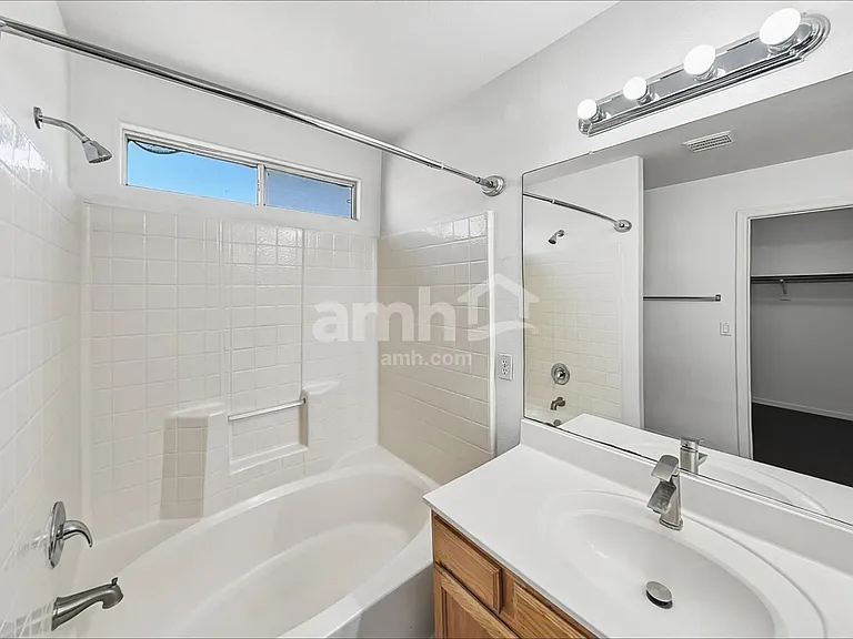 1505 S 81st Dr — Photo 11