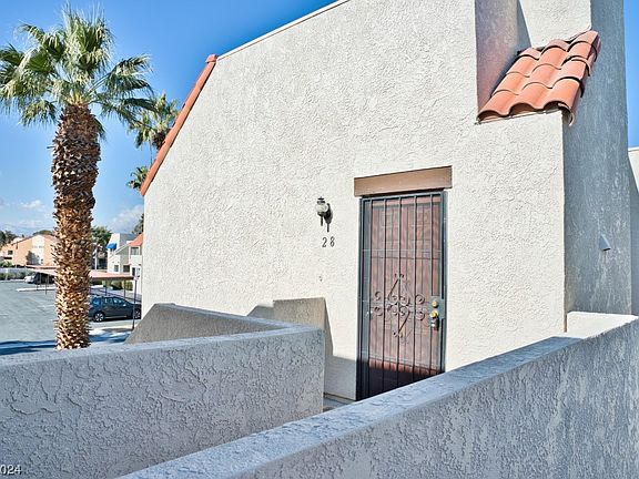4th image of 4380 Gannet Cir Unit 28