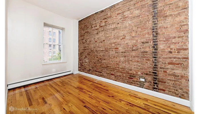 Rented by Douglas Elliman | media 22