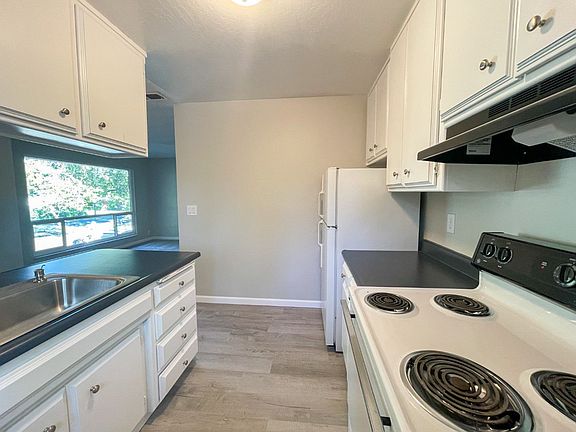5th image of 769 Humboldt Ave #4