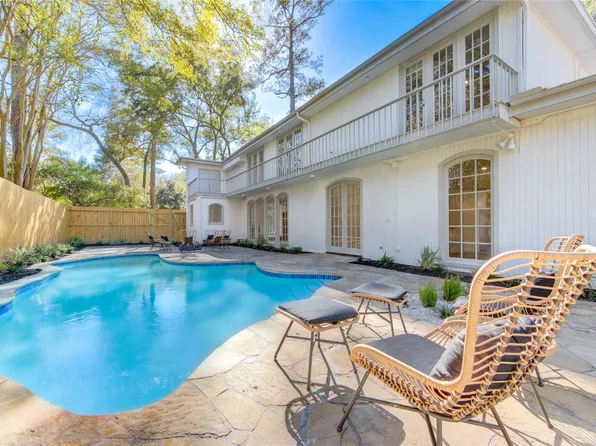 50 Saddlebrook Ln, Houston, TX 77024