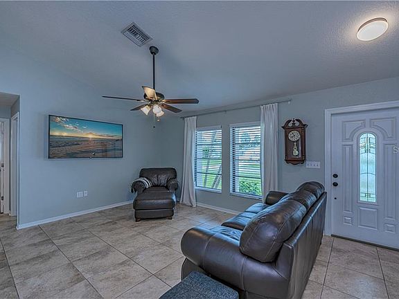 4th image of 3318 Wisteria Pl