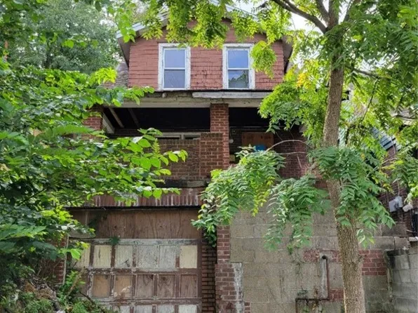 1712 Laporte St, Pittsburgh, PA 15206