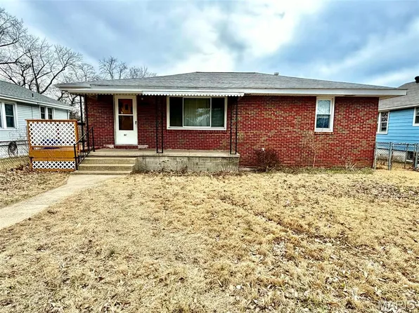 367 Elble Ave, Wood River, IL 62095