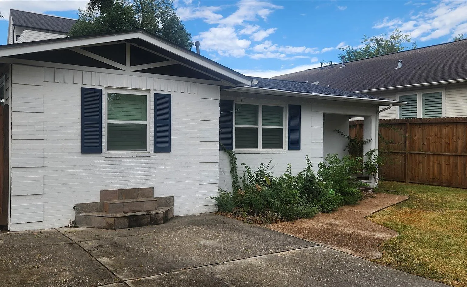 3 bed, 1.5 bath, 1168 sqft, $2,495 — Photo 4