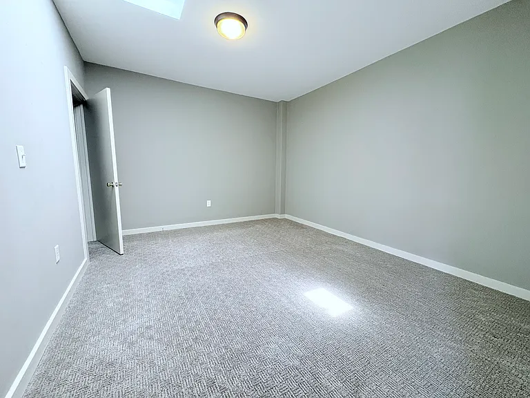 7 W Philadelphia St #3F — Photo 5