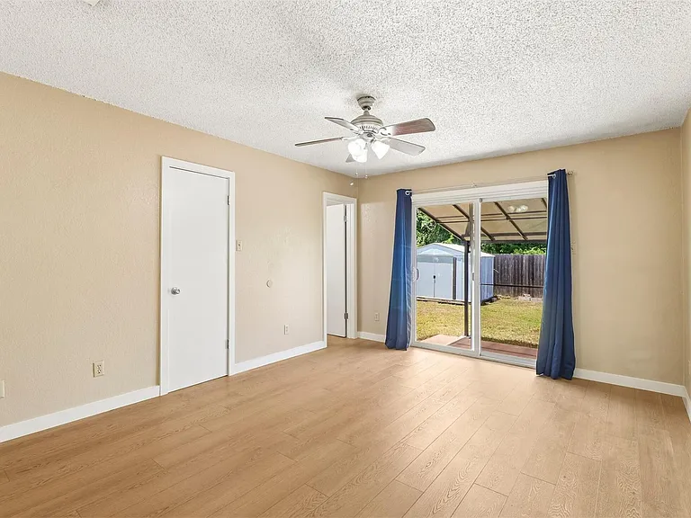 13355 Water Oak Ln #B — Photo 5