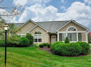 168 Edinburgh Village Dr, Washington Township, OH