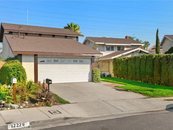 12225 Covello St, North Hollywood, CA 91605