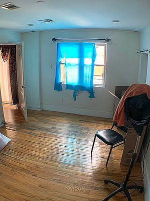 5th image of 172-11 Jamaica Ave #2E