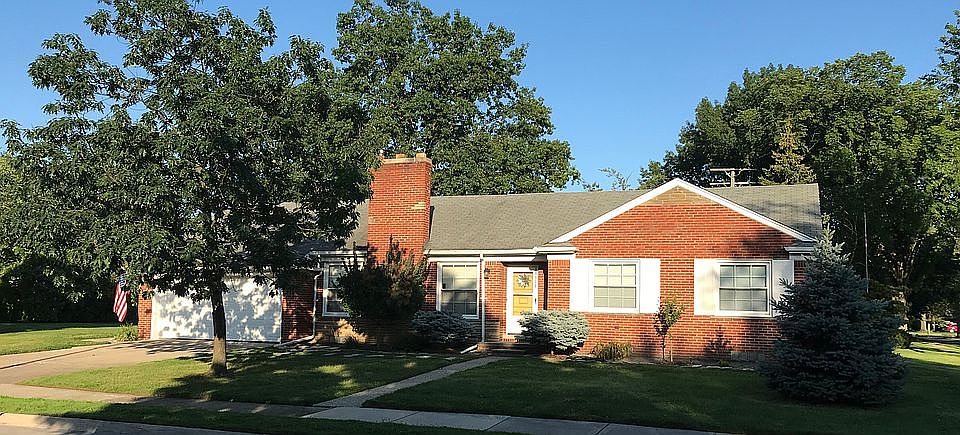 1st image of 19938 E Emory Ct
