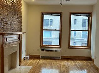 330 W 77th St #3A, New York, NY 10024