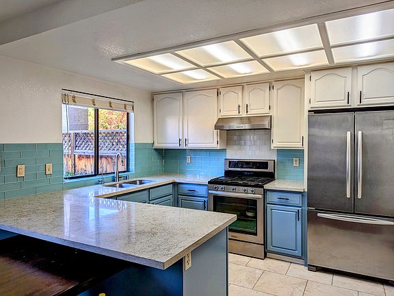 4th image of 1134 Trevino Ter