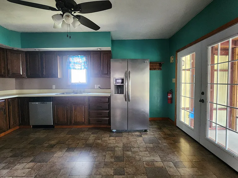 913 Old Berwick Rd — Photo 2