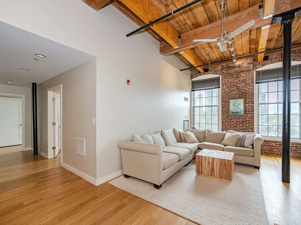 130 John St Unit 449, Lowell, MA 01852