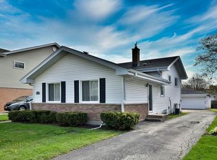 861 S Hawthorne Ave, Elmhurst, IL