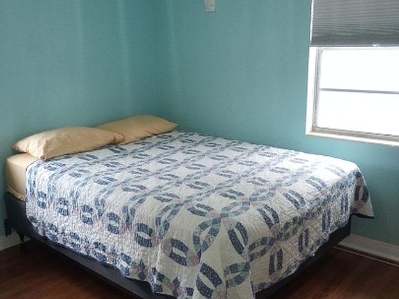 4th image of 521 University Blvd APT 2