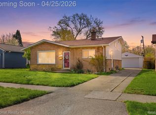 28951 Cherry Hill Rd, Inkster, MI 48141