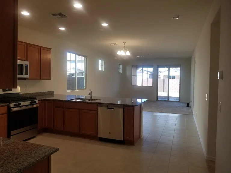 20415 E Domingo Rd — Photo 6