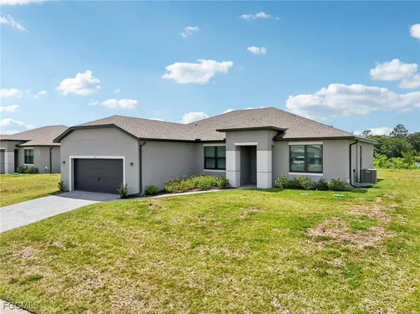 955 Admiral Bull Halsey Ave, Labelle, FL 33935