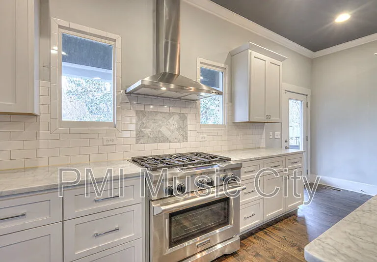 1537B Battlefield Dr — Photo 5