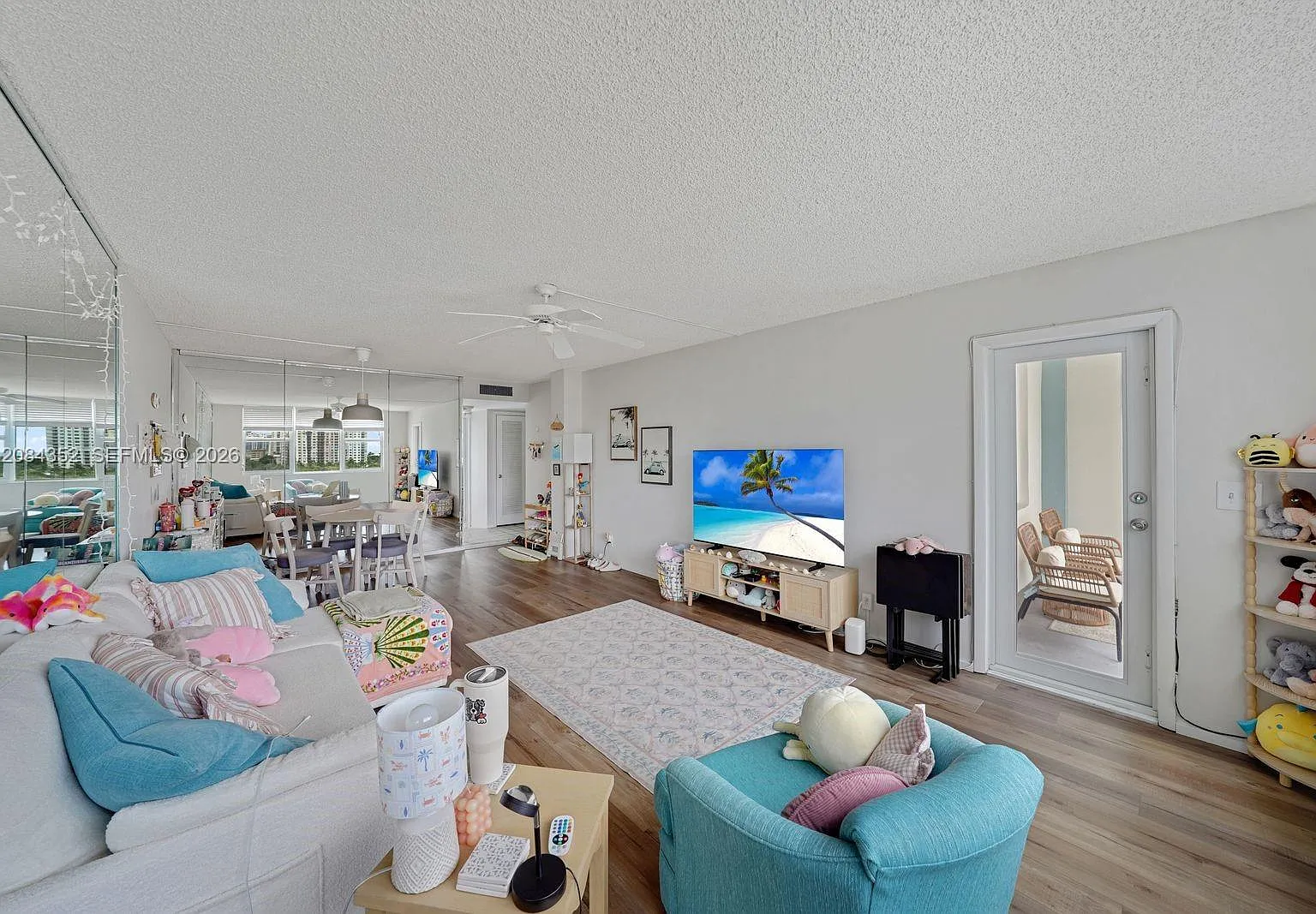 Granada House Condominium — Photo 4