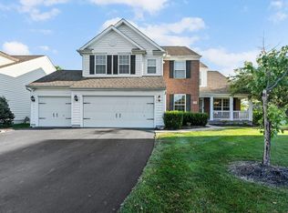 1326 Carnoustie Cir, Grove City, OH 43123