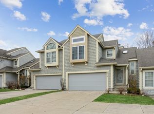 2516 82nd St, Urbandale, IA 50322