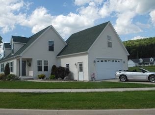 2 Elk St, Ellicottville, NY 14731