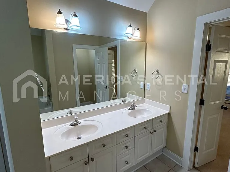 5623 Colony Ln — Photo 12