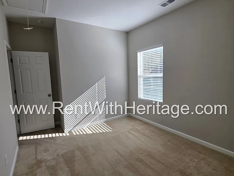 280 Ivey Lake Pkwy — Photo 59