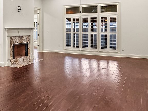 5th image of 5137 Yorkshire Ln