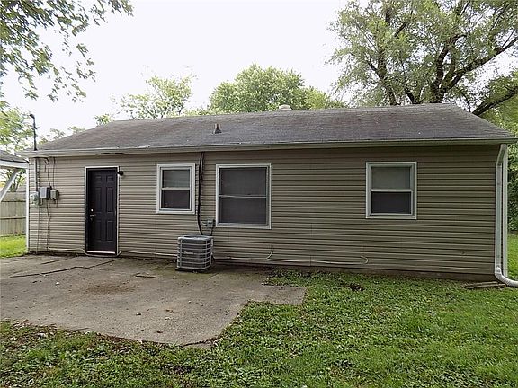 3rd image of 2802 Eagledale Dr