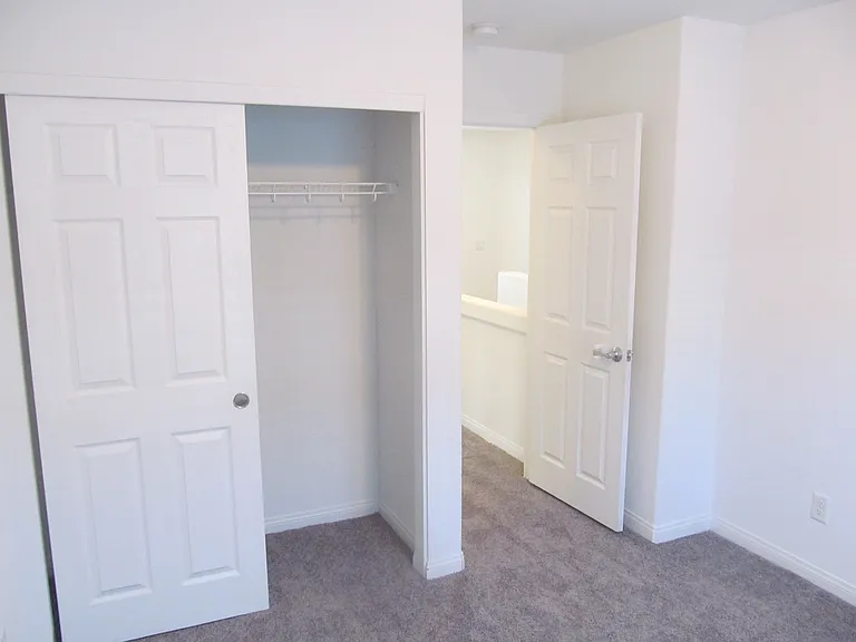 7841 Tyrell Peaks St — Photo 28
