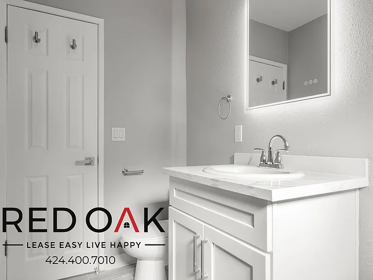 8015 S Western Ave #5 — Photo 15